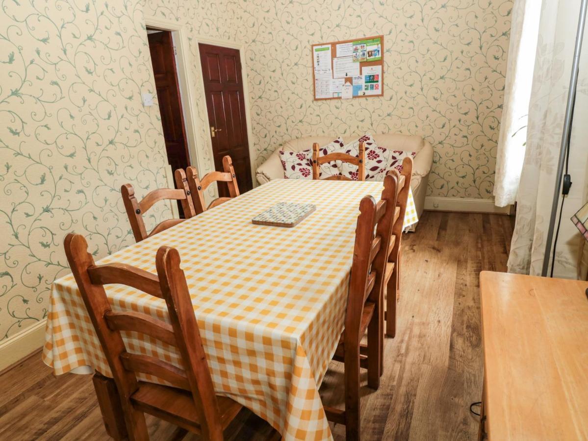 Coquet Cottage Амбъл Екстериор снимка