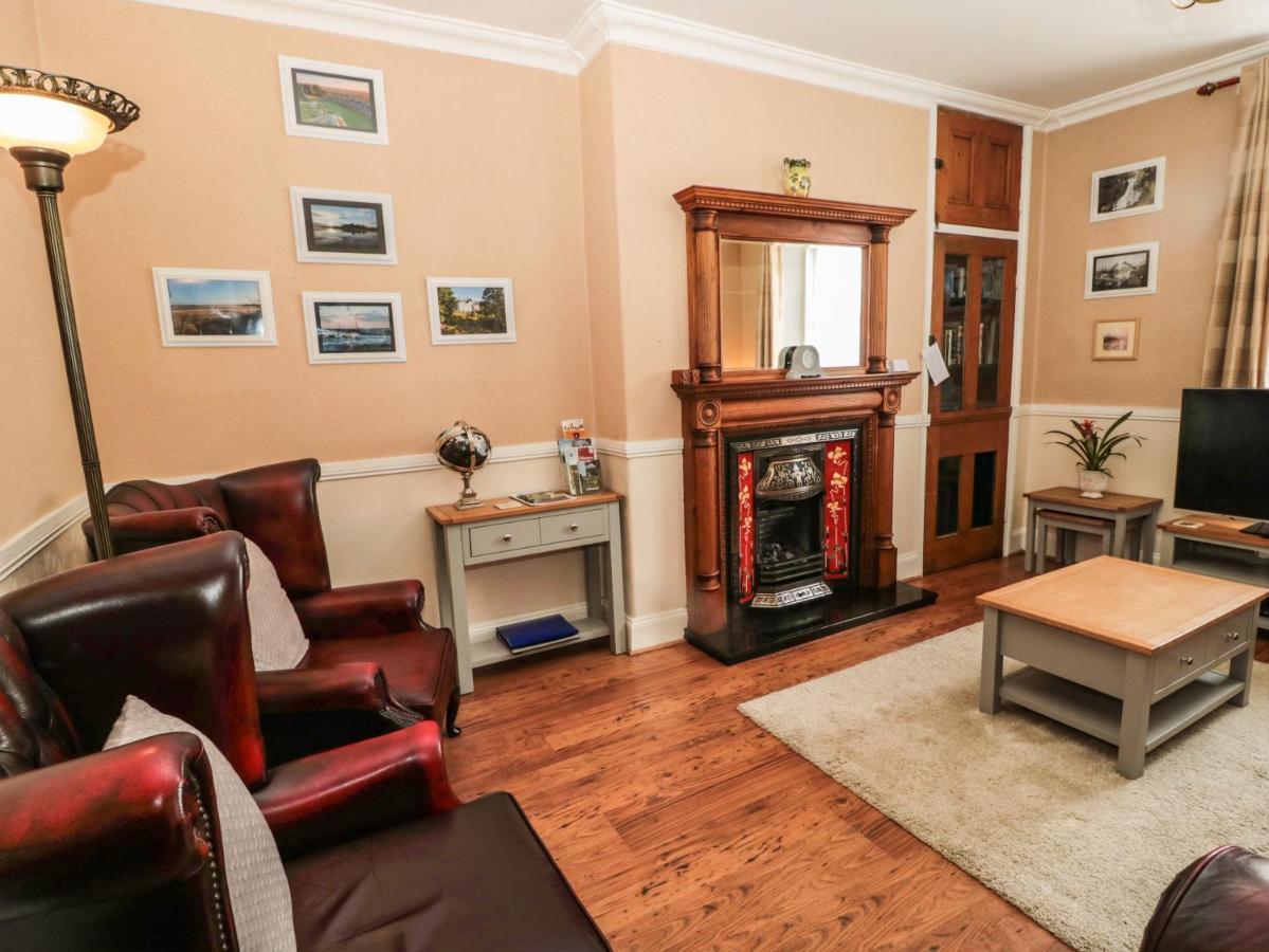 Coquet Cottage Амбъл Екстериор снимка