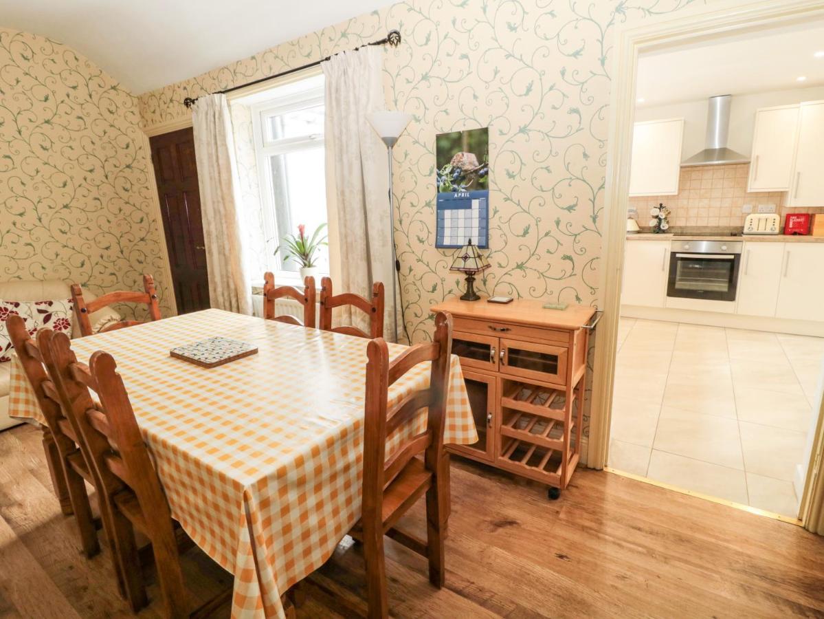 Coquet Cottage Амбъл Екстериор снимка