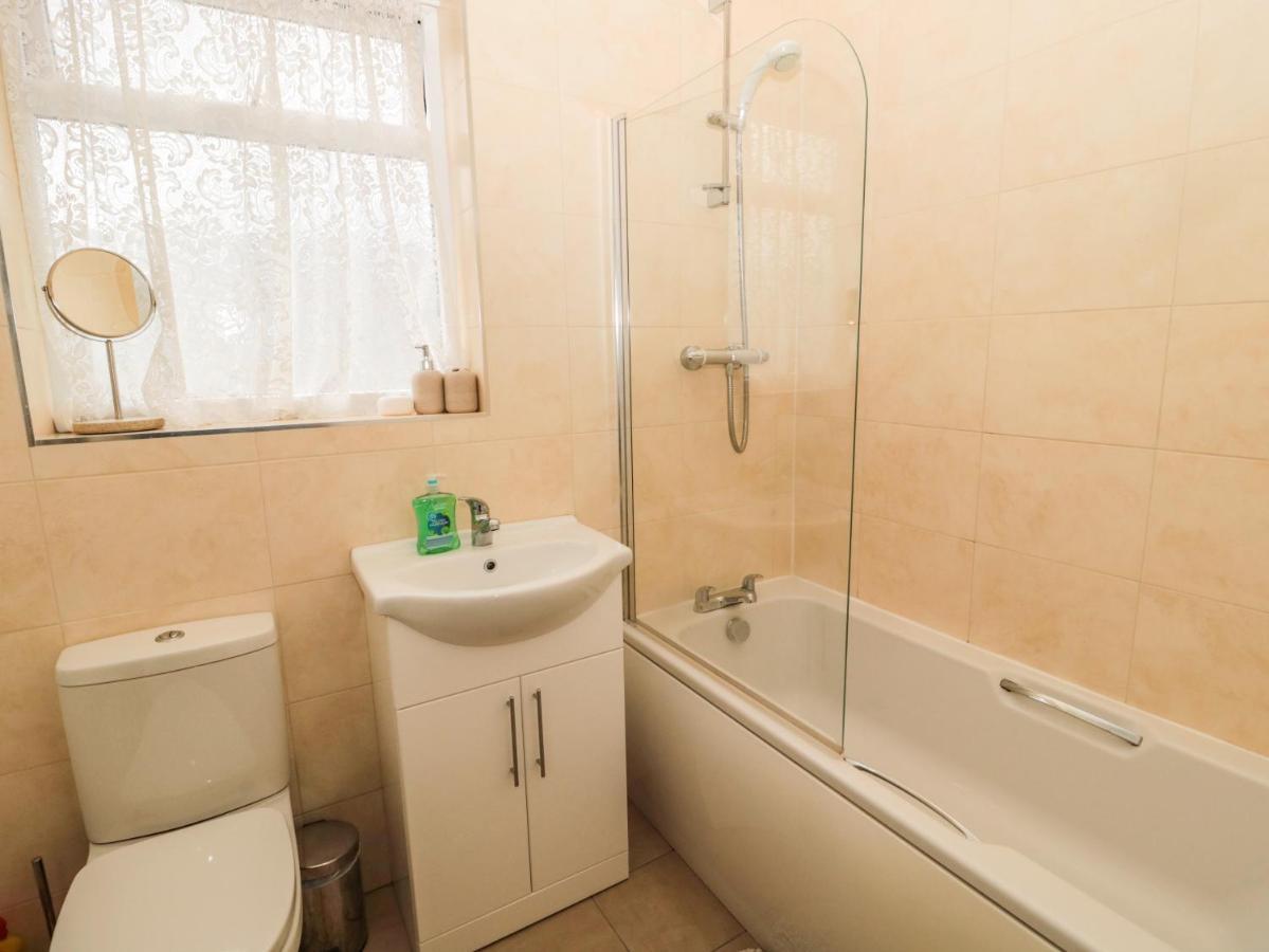 Coquet Cottage Амбъл Екстериор снимка